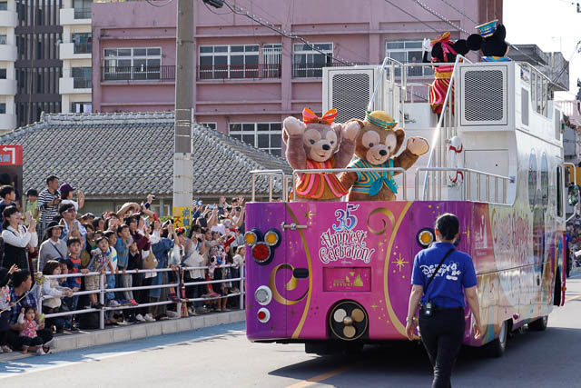 【2018年】ミッキーが沖縄名護に来た！ディズニーリゾート35周年記念パレード開催（動画あり）