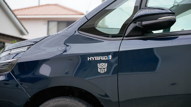 トランスフォーマー】オートボットとディセプティコンのエンブレムを車に貼るマグネットステッカー | Yanbaru Colors